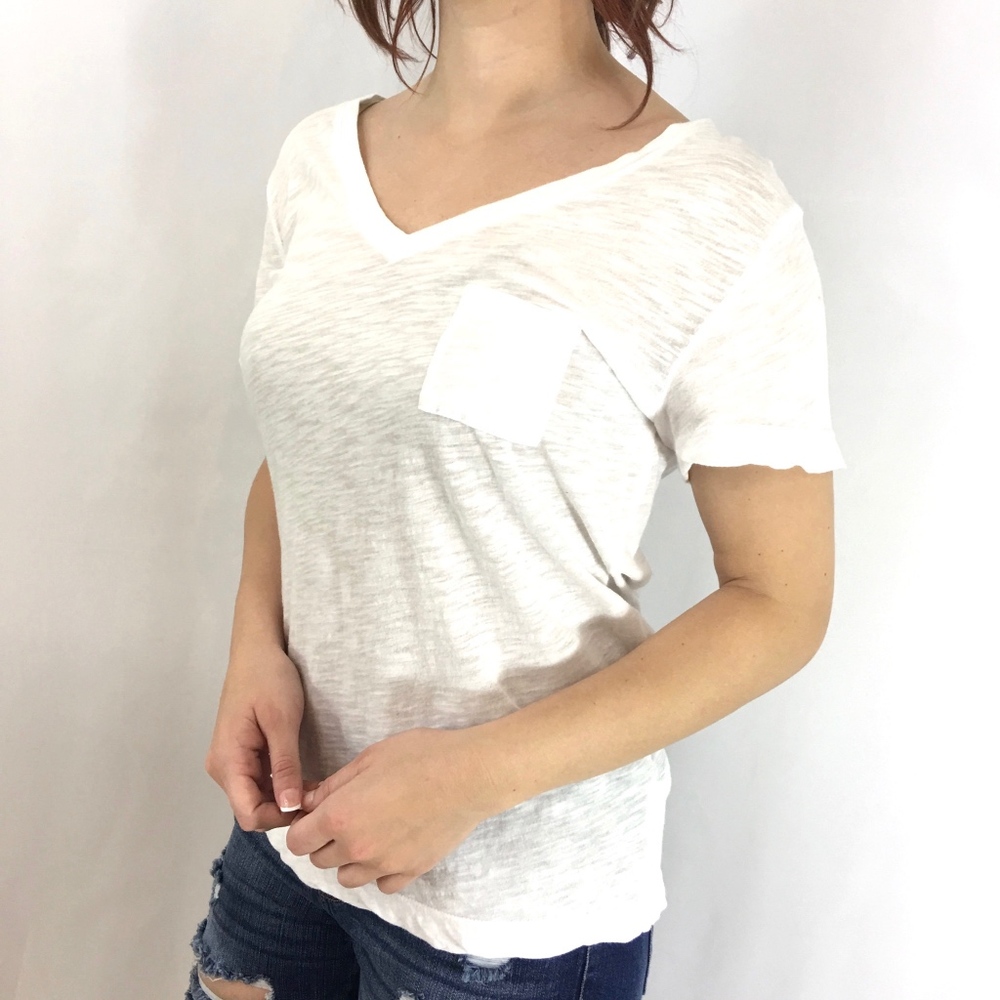 Basic White Short Sleeve Tee - Picture 4 of 8